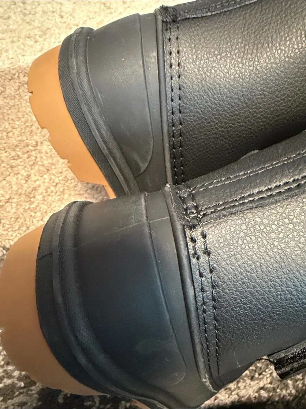 Target Cat & Jack kids’ fleece-lined winter boots, black / grey, size 11 EUC!
